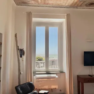 The Sunshine Loft Apartament Livorno
